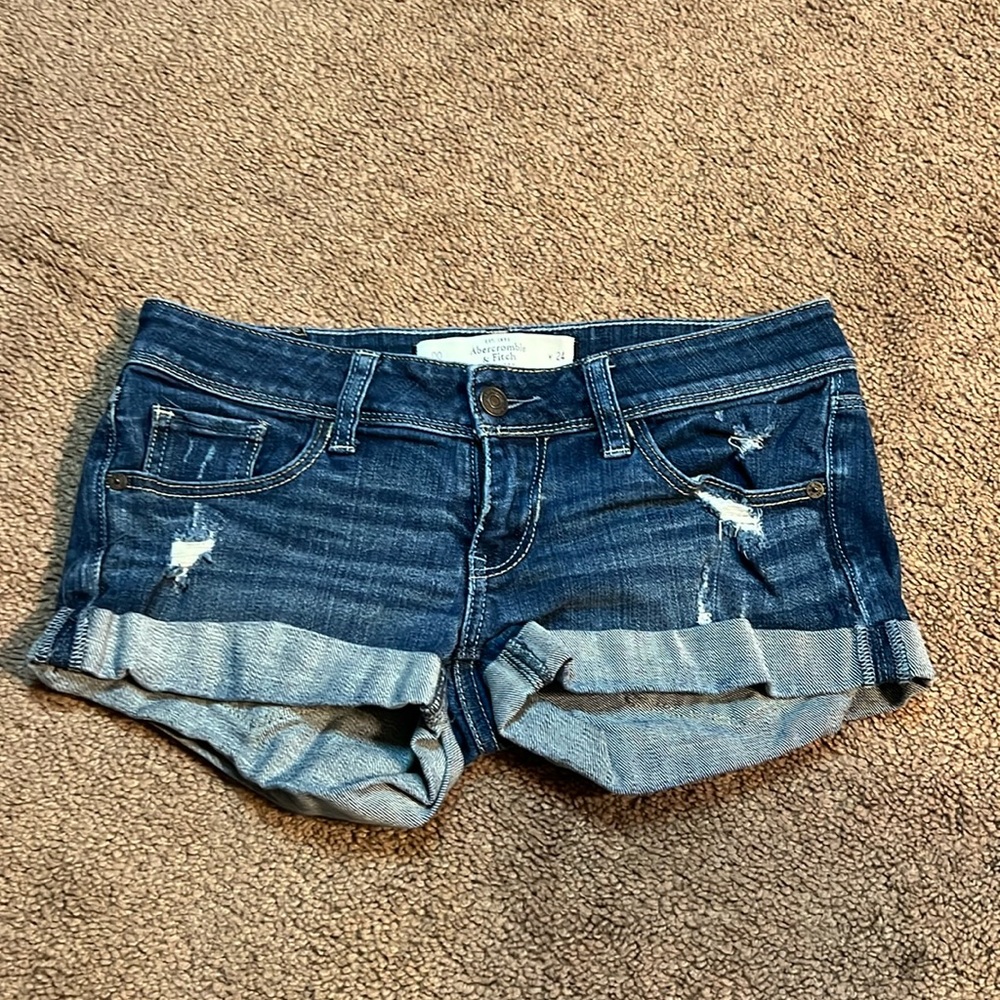 denim shorts in excellent condition
